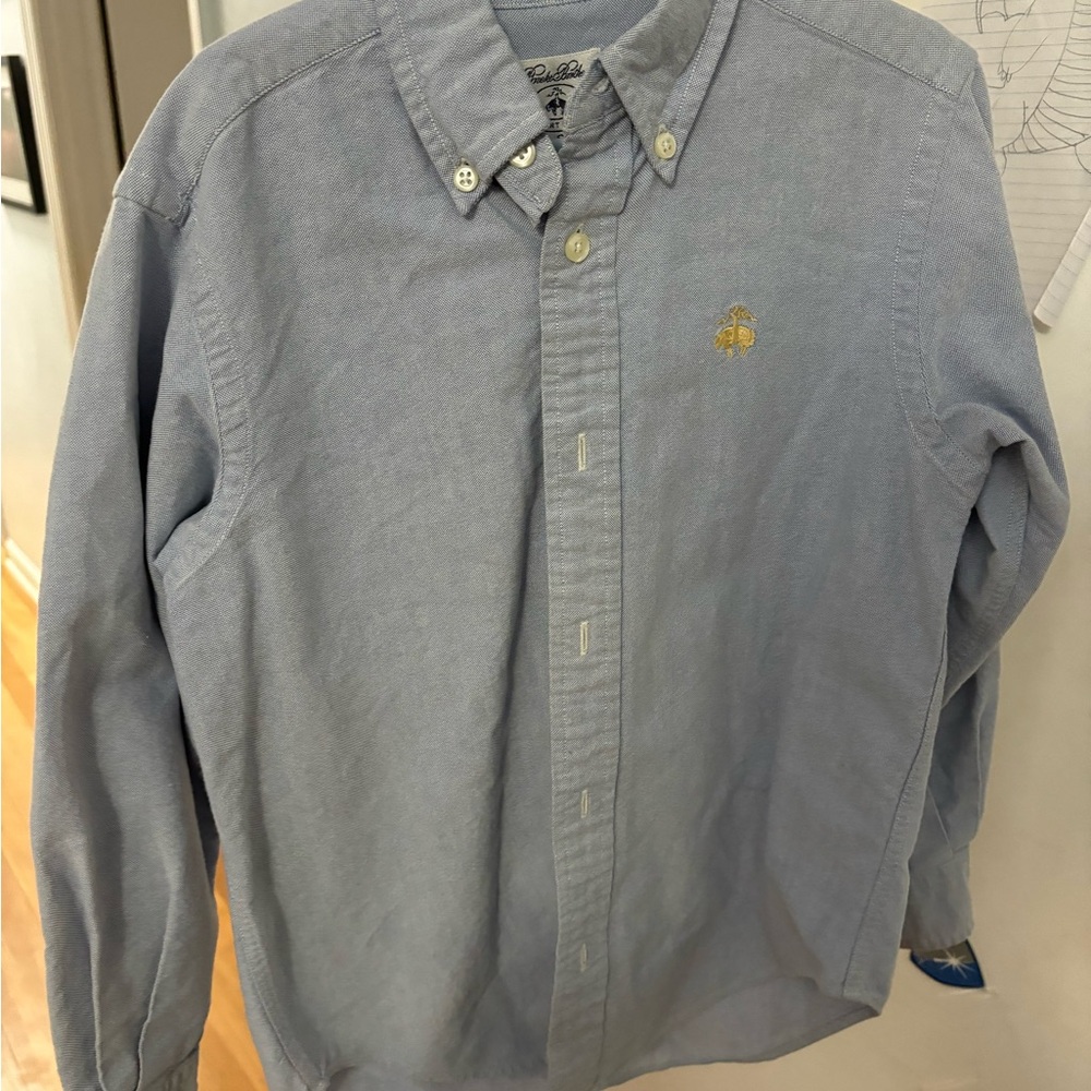 Boys size small brooks brothers Light Blue Button-Down Shirt
